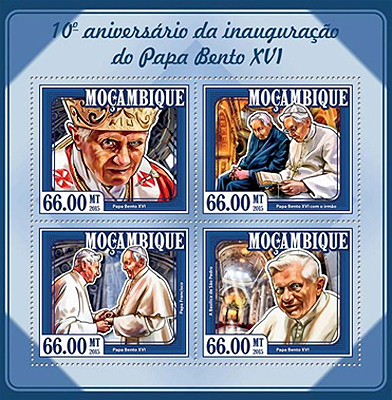 Pope Francis on a Mozambique sheet